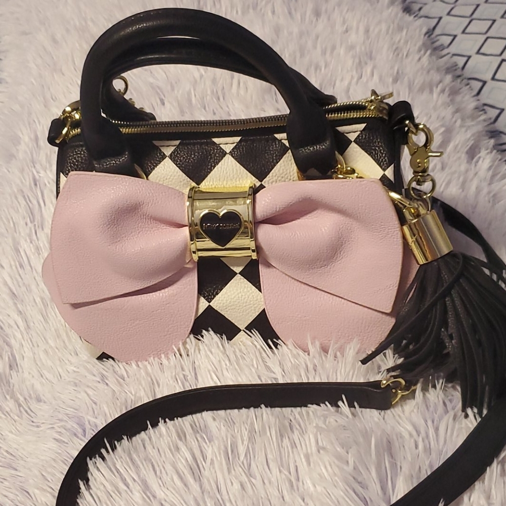 Cute Purse!